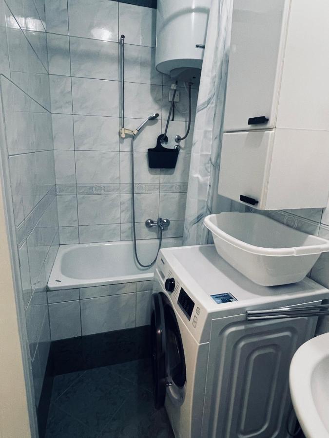 Apartman Three Queens リエカ エクステリア 写真